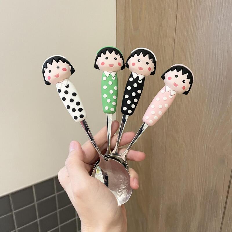 Model Kitchen Set - ชุดช้อนส้อมลายจุดน่ารัก ชิบิมารุโกะจัง ซีรีส์ใหม่ ช้อนส้อมสแตนเลสคาวาอี้ อุปกรณ์บนโต๊ะอาหารสแตนเลส ของใช้ในบ้าน